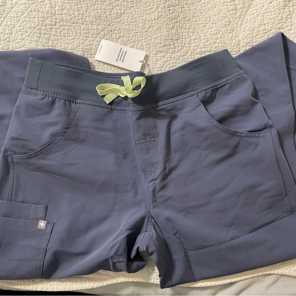 Figs Kade Cargo Space Navy - M